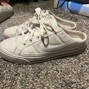 Womens Nike White Canvas Shoes